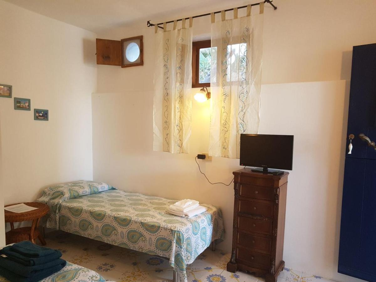 Ferienwohnung Con I Piedi Nell'Acqua Stromboli Exterior foto