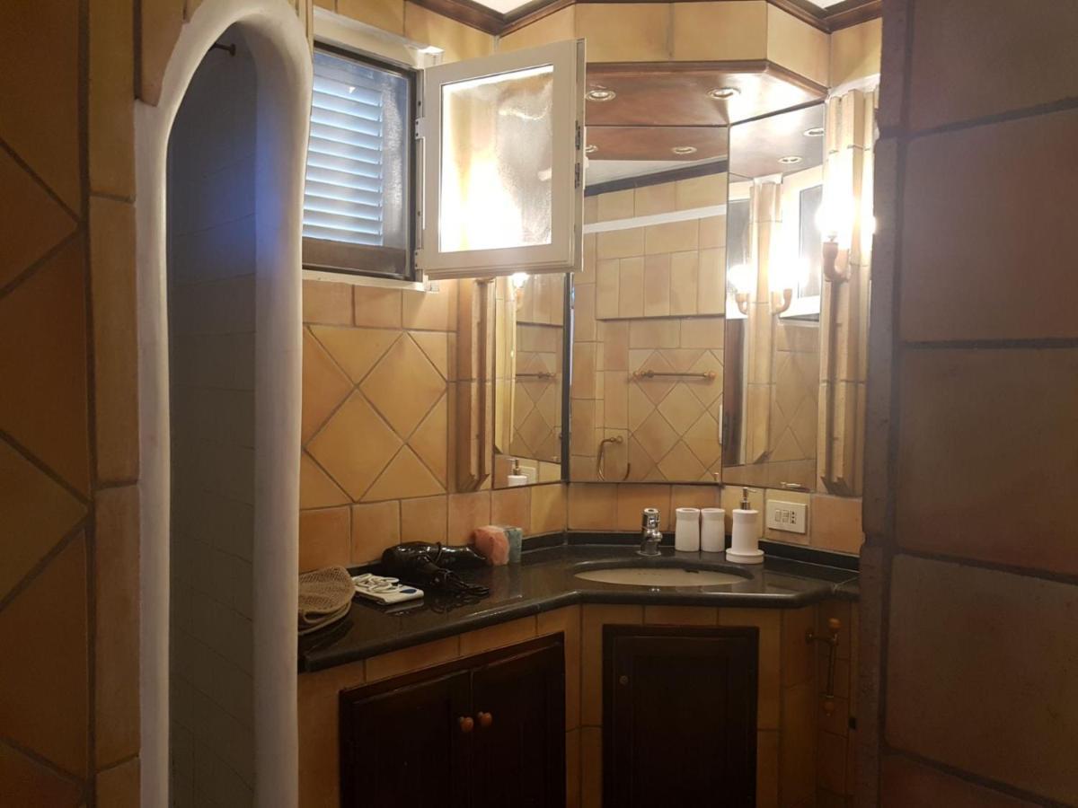 Ferienwohnung Con I Piedi Nell'Acqua Stromboli Exterior foto