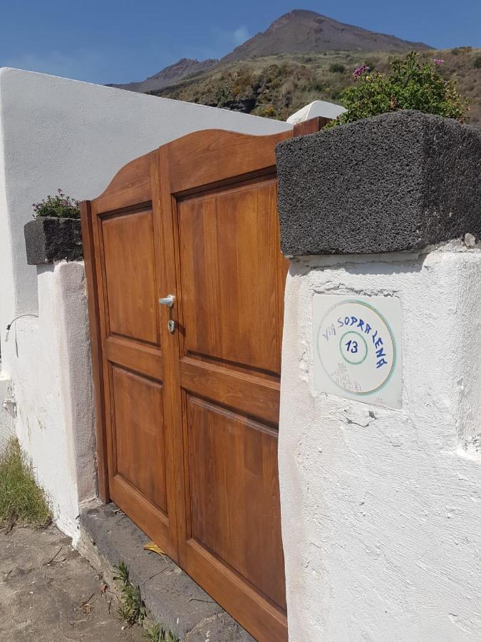 Ferienwohnung Con I Piedi Nell'Acqua Stromboli Exterior foto